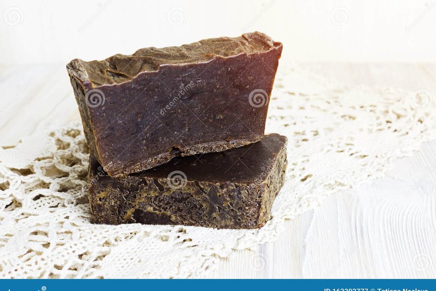 Jabón de Lixivia de Ceniza de Madera y Oliva